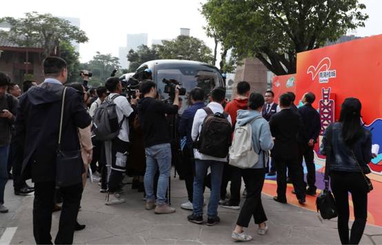 1578303768184474.jpg 引各路媒体关注.jpg