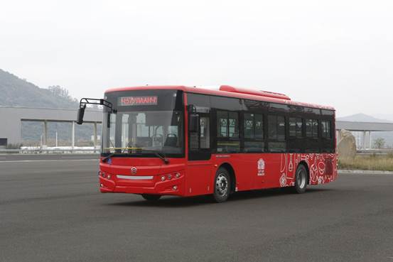 1673855143917108.jpg 3 金旅为蒙古国打造的公交车