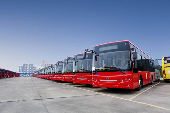 1673855144396365.jpg 4 即将交付蒙古国的金旅公交车