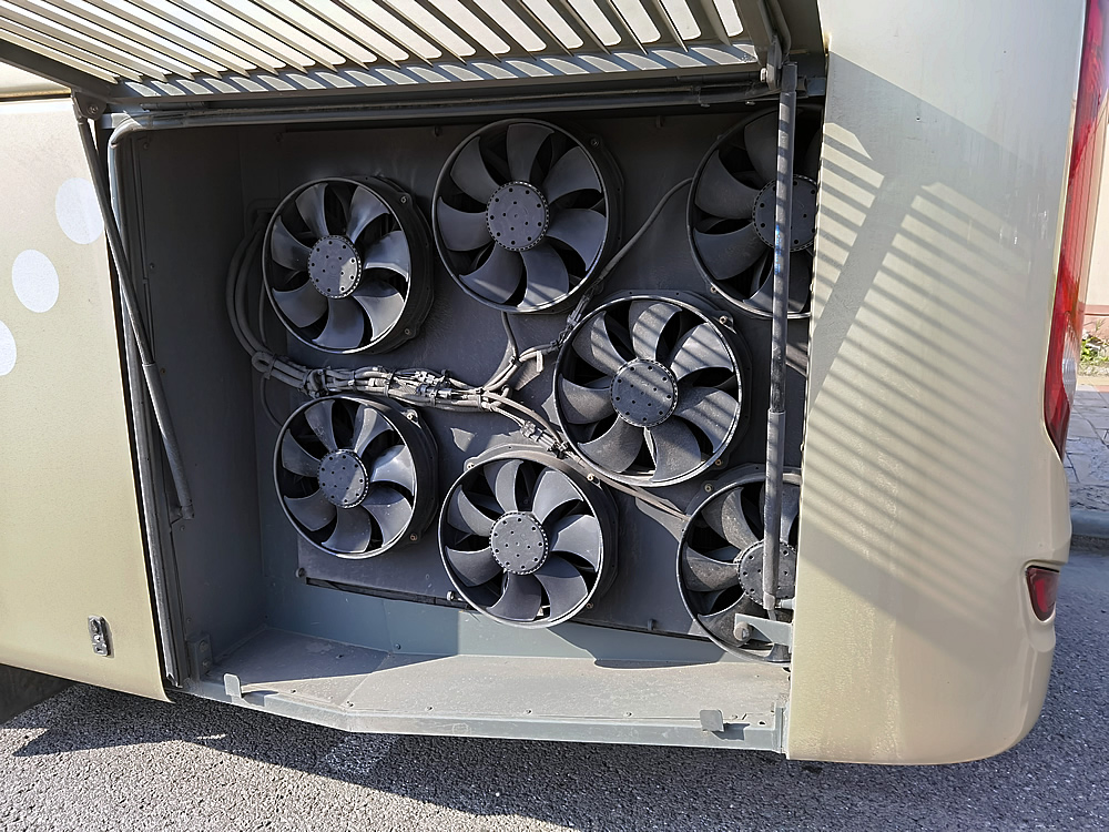 1635847382888050.jpg 1635847382888050.jpg