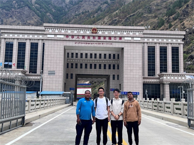 1727225580713941.jpg 服务1.jpg