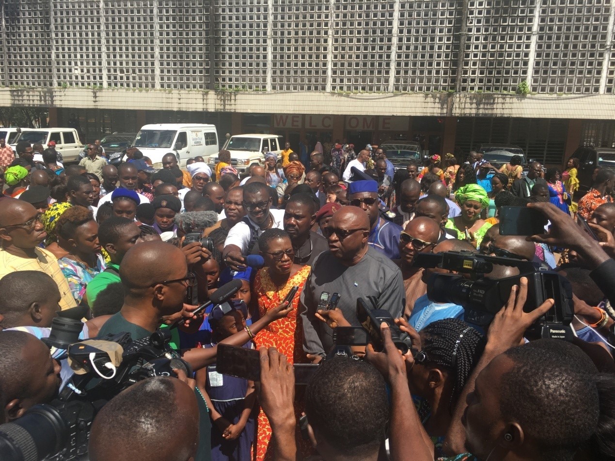 1569303033681405.jpg 4.jpg