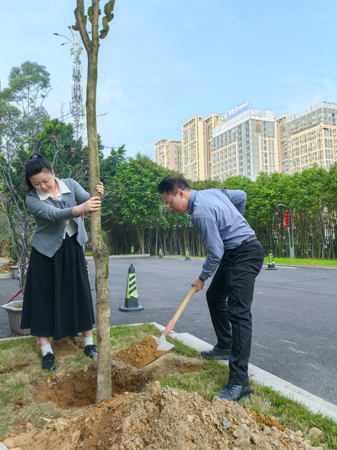 1743059143376686.png 图片2.png