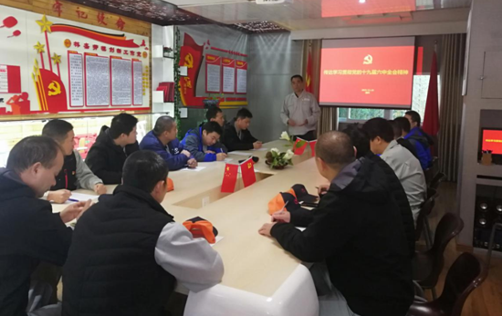 1643080150496687.png 劳模宣讲.png