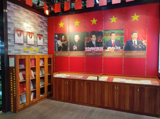 1632987542463875.jpg 书香苑图书角.jpg