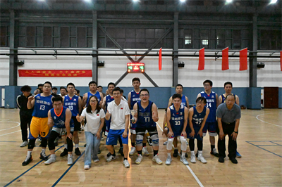 1718863365144803.jpg 4、党委委员、工会主席张莉建为亚军技术中心分工会颁奖.jpg