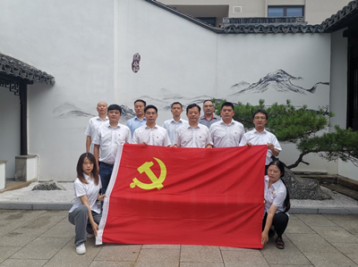 1659422235930564.jpg 参观1_副本1.jpg