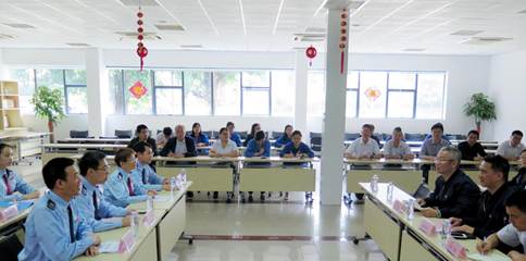 1524483934438132.jpg 说明: 902960021951243000