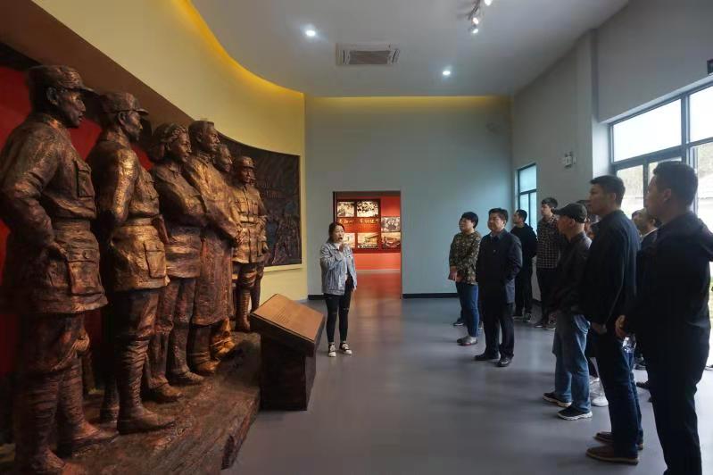 1543387055490155.jpg 3.jpg