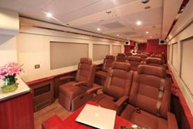 1606905313450283.jpg 12米内饰2