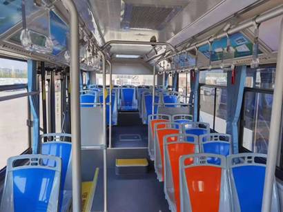 1605259780177585.jpg 内饰