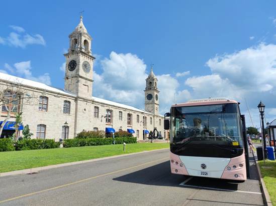 1675846610763875.jpg 1 运营在百慕大的金旅客车