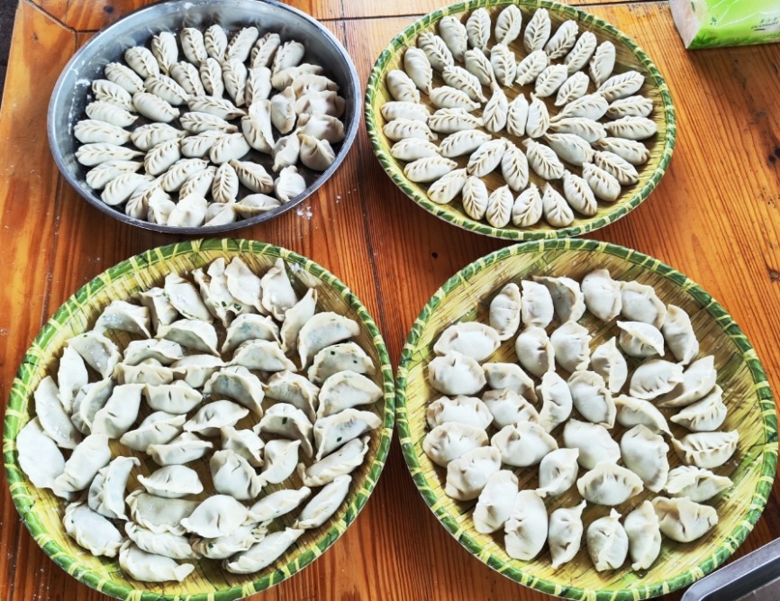 1675390907218816.jpg 1675390907218816.jpg