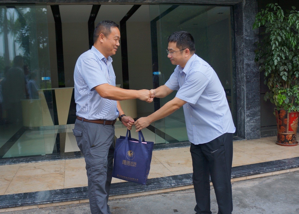 1561011383375683.jpg 2.jpg