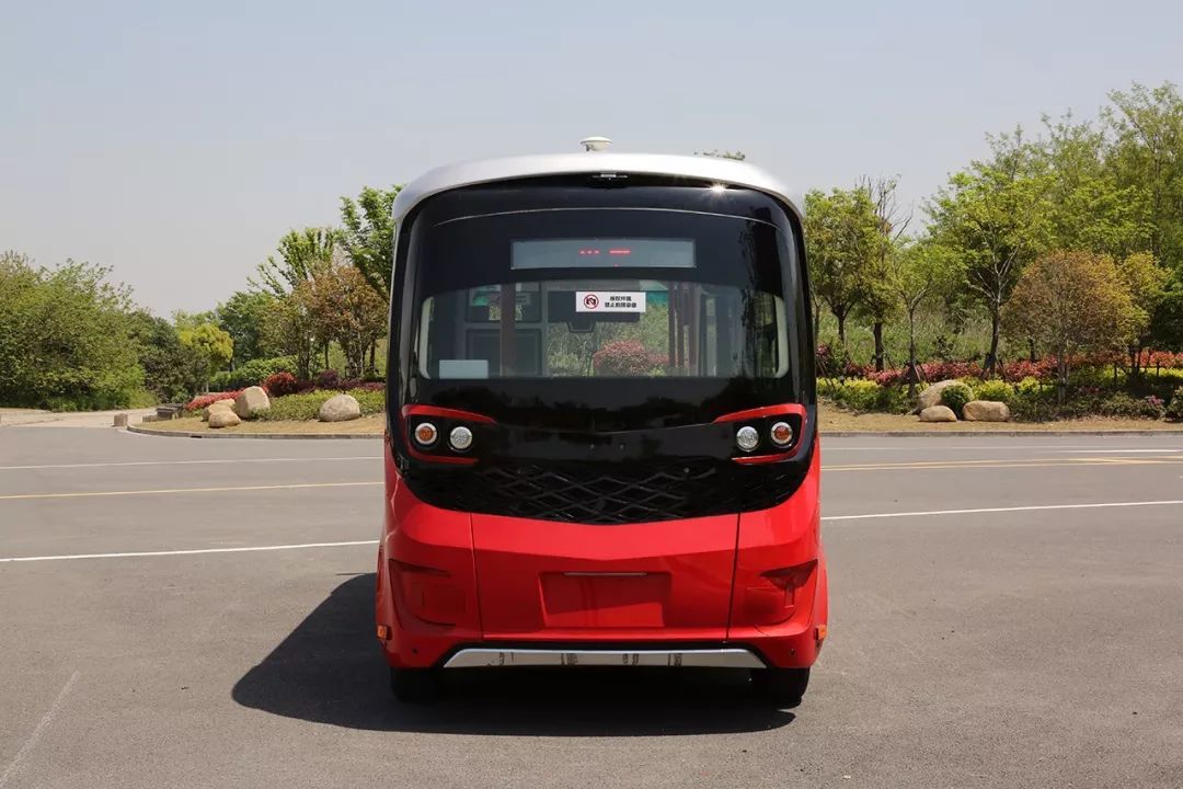 1541583472499188.jpeg 金旅星辰.jpeg